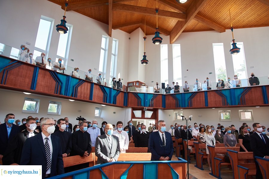 Az örökösföldi református templom szentelése