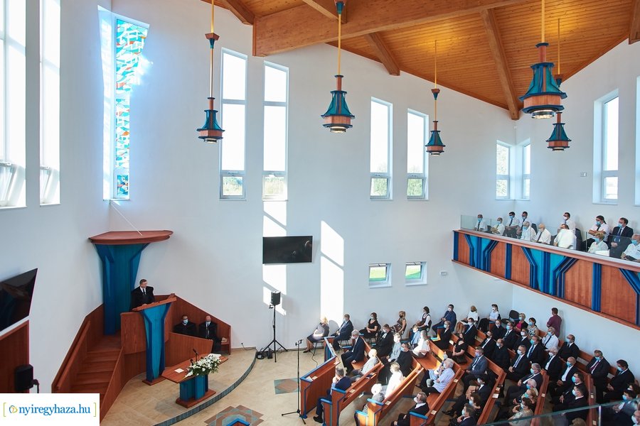 Az örökösföldi református templom szentelése