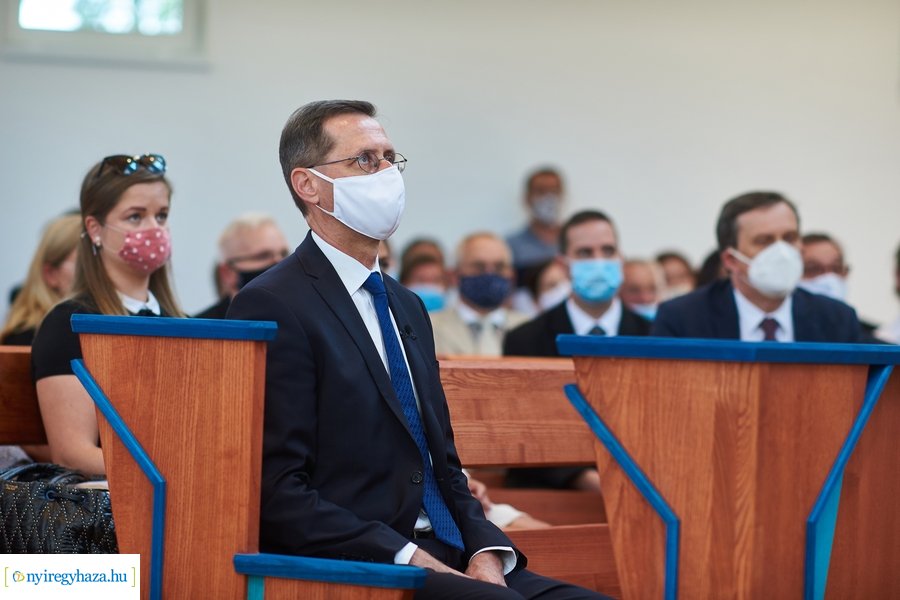 Az örökösföldi református templom szentelése