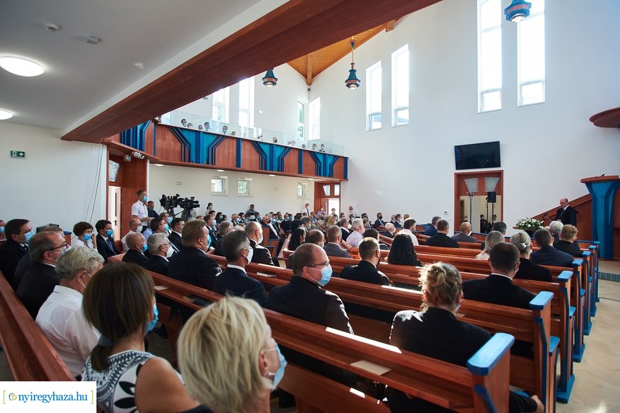 Az örökösföldi református templom szentelése