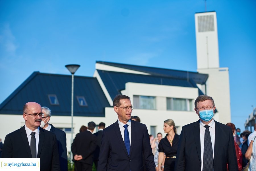 Az örökösföldi református templom szentelése