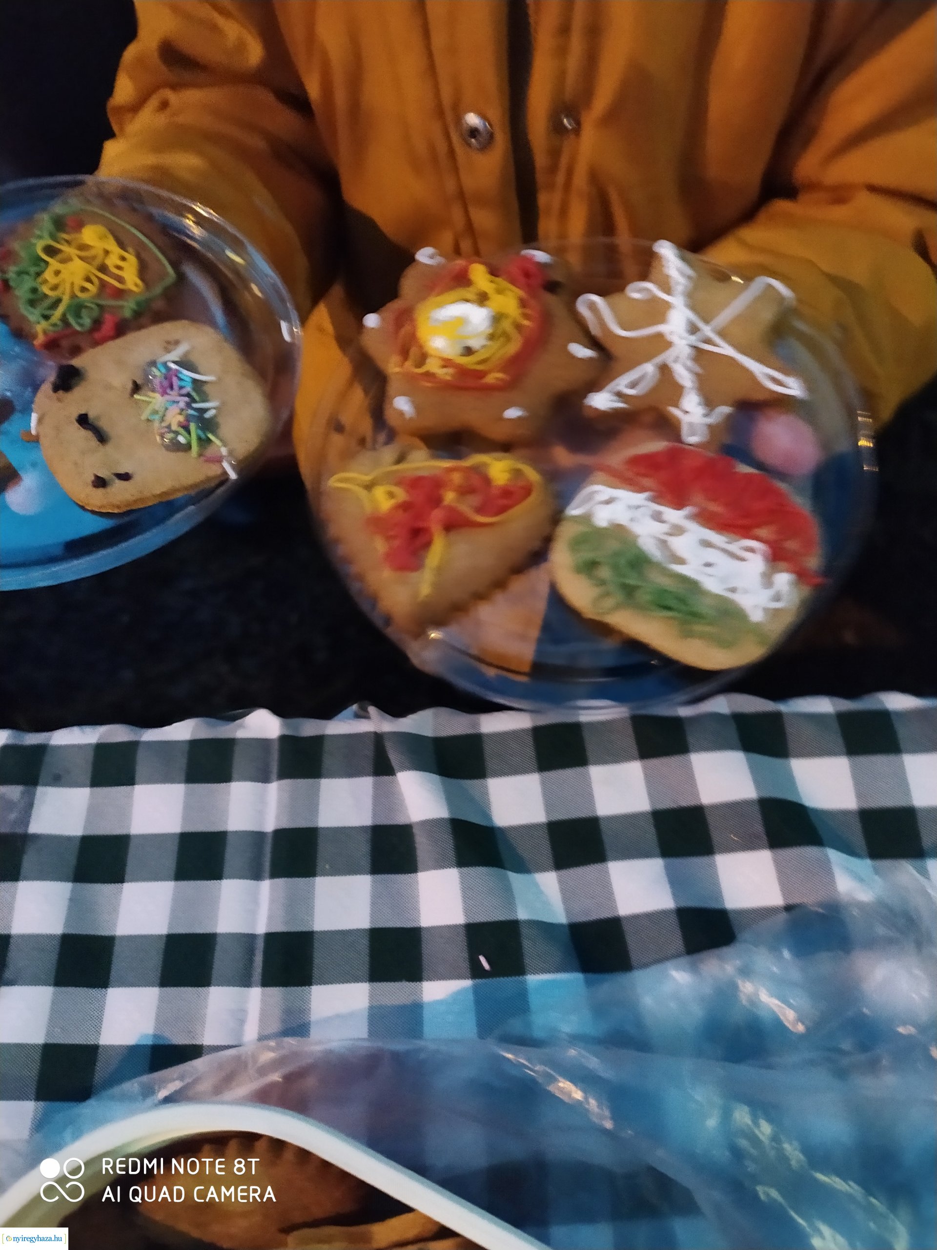 Az orosi adventi koszorún is meggyújtották a harmadik gyertyát a hétvégén