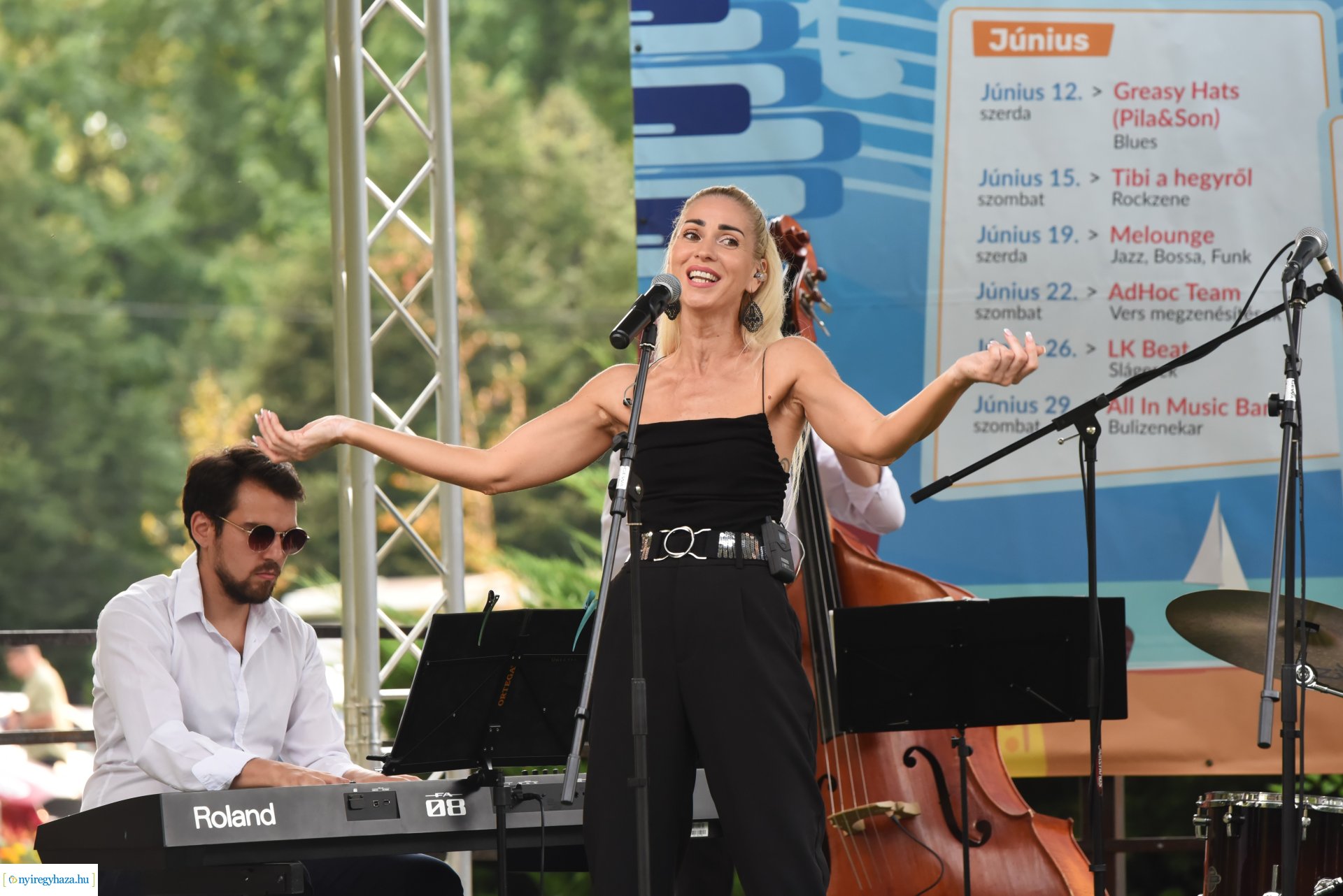 Az Orpheum Madams koncerje a Zene Sóstón programsorozat színpadán