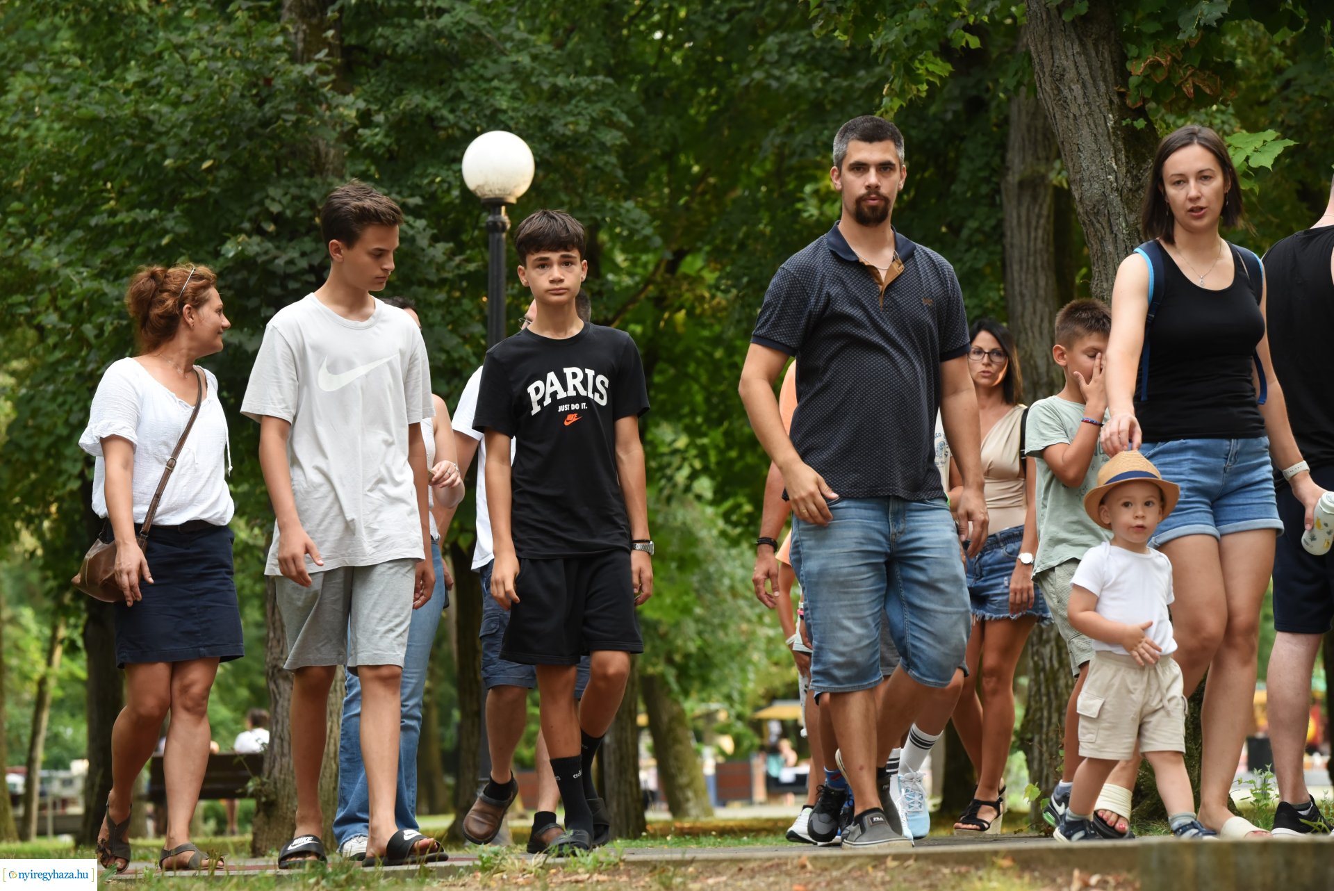 Az Orpheum Madams koncerje a Zene Sóstón programsorozat színpadán