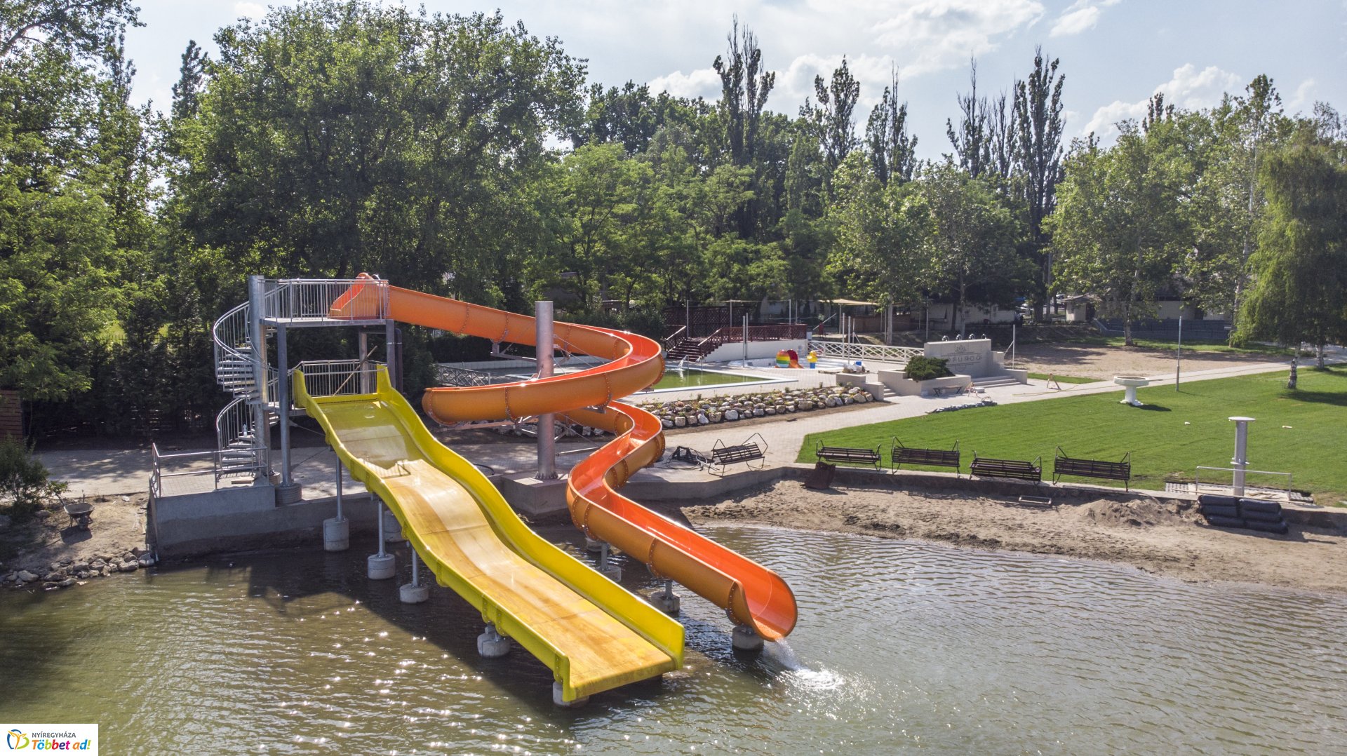 Az utolsó simításokat végzik a megújult Tófürdőben