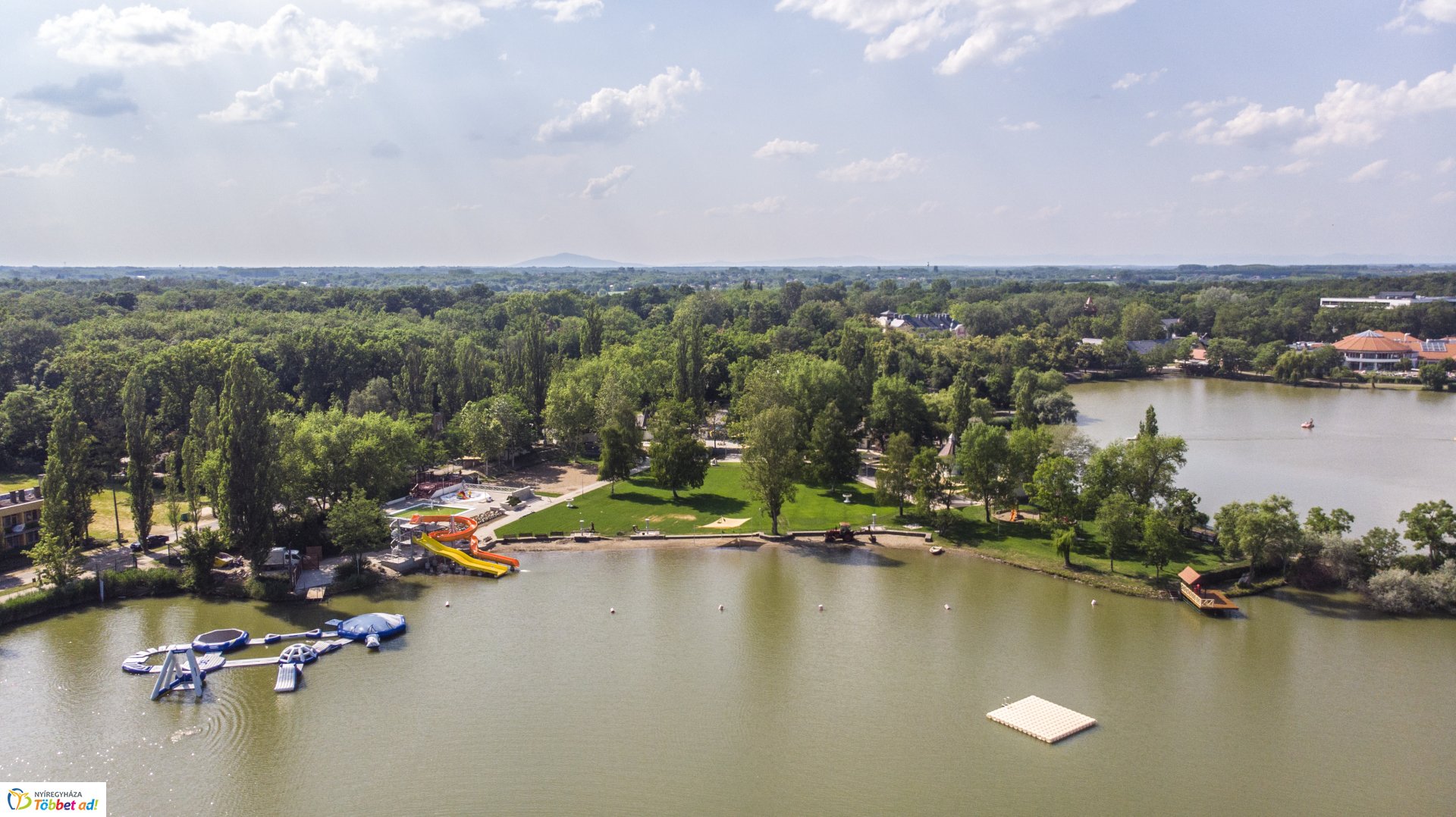 Az utolsó simításokat végzik a megújult Tófürdőben