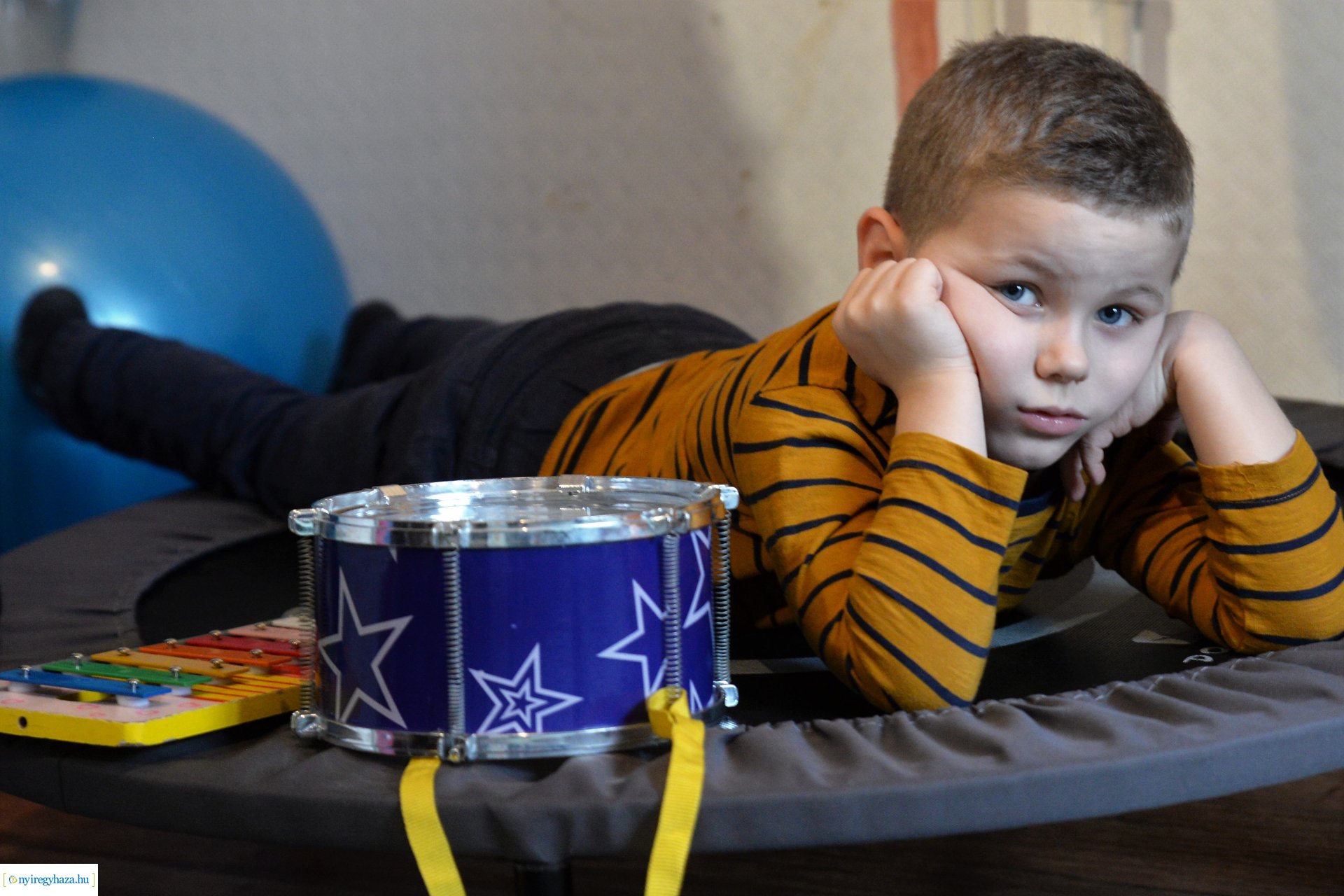 Babazászló átadás