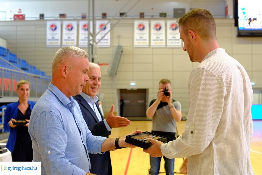 Bajnokcsapat a Hübner Nyíregyháza BS