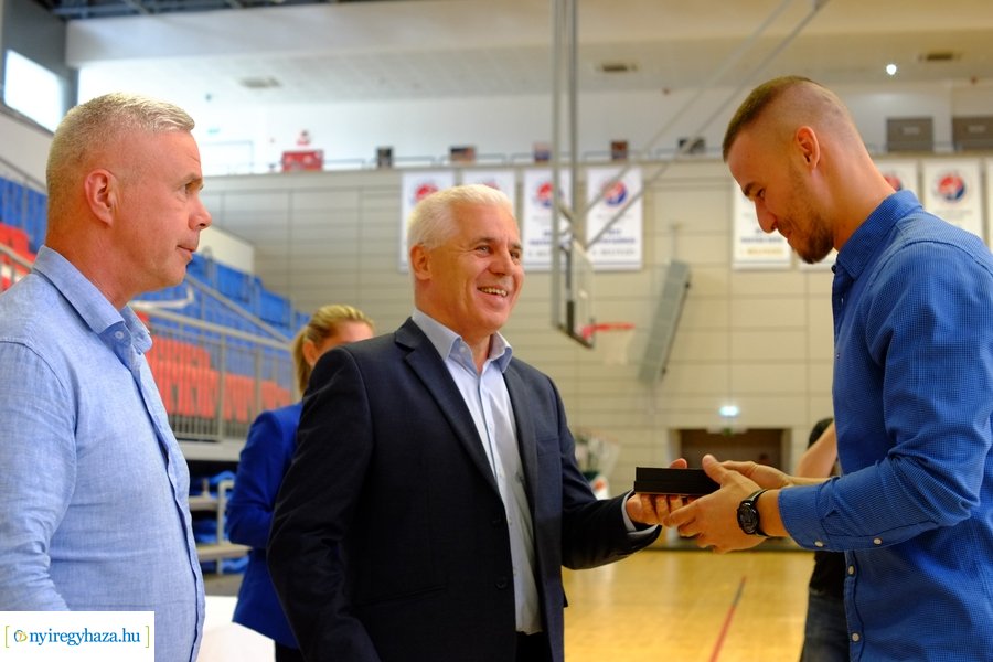 Bajnokcsapat a Hübner Nyíregyháza BS