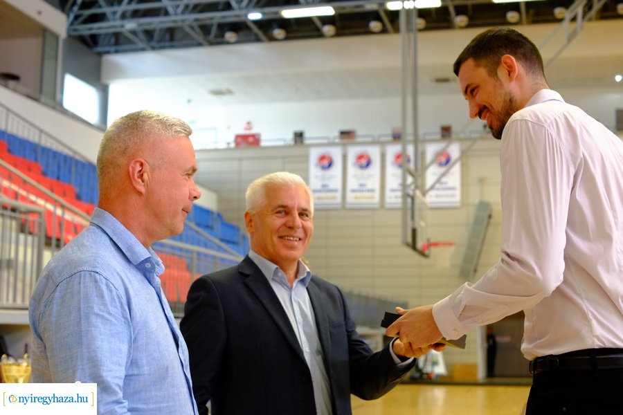 Bajnokcsapat a Hübner Nyíregyháza BS