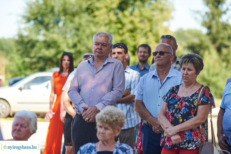 Balázs-tanya bővítésének átadója