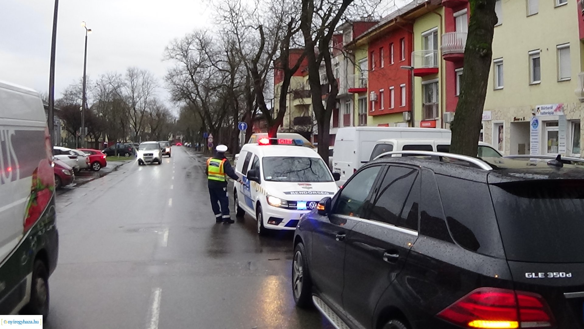 Baleset a Búza téren