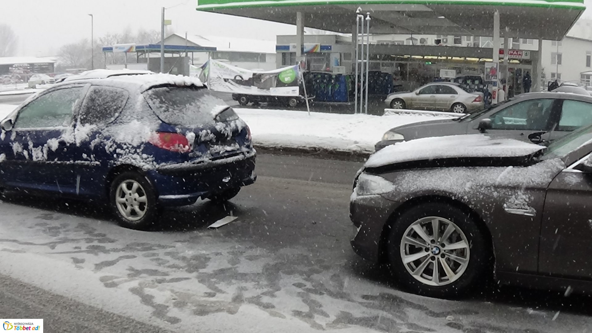 Baleset a Debreceni út kivezető szakaszán