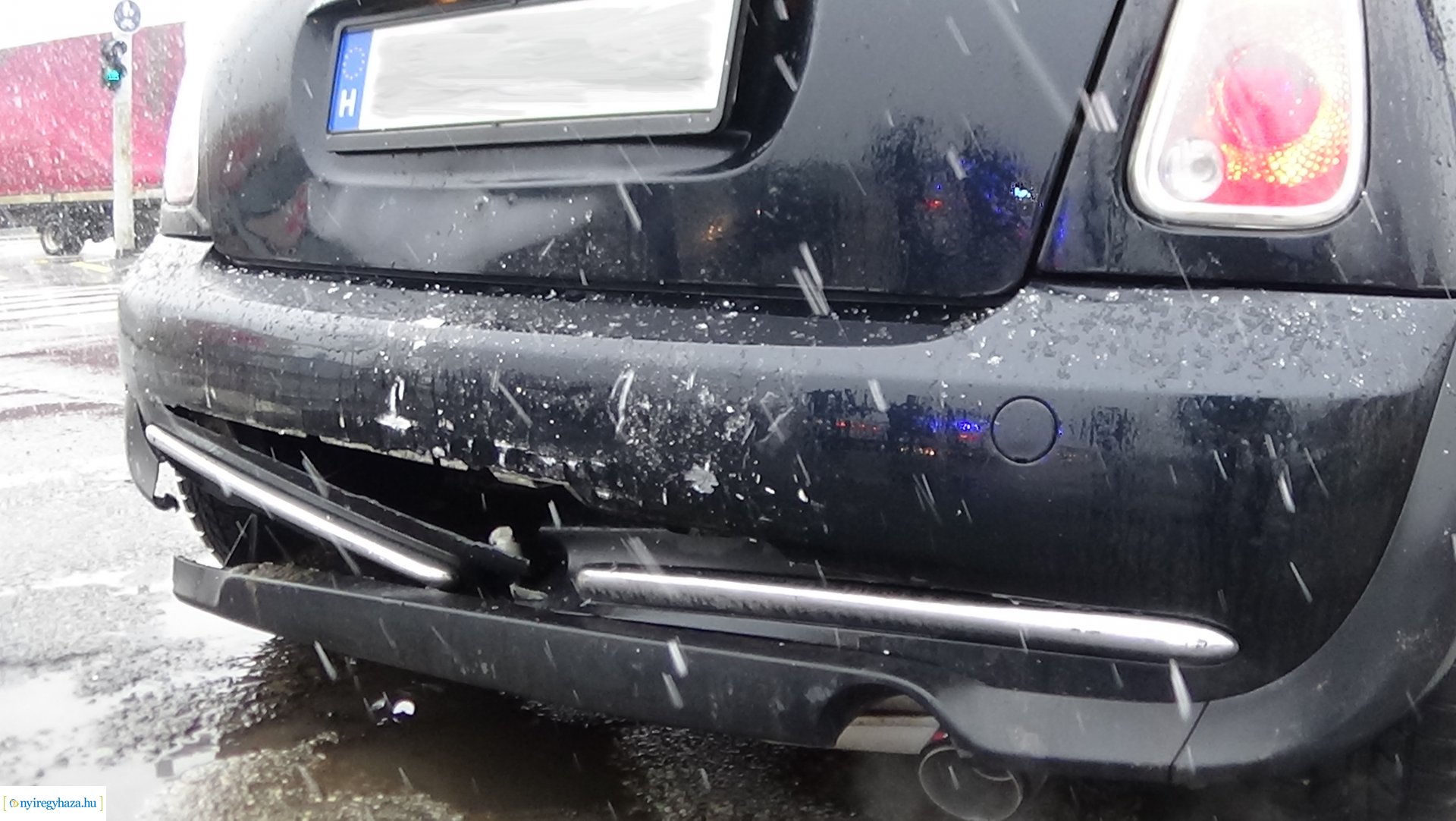 Baleset a Debreceni úton, az okozó elhagyta a helyszínt