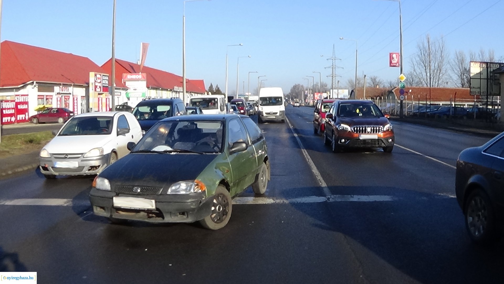 Baleset a Debreceni úton - Szabálytalan sávváltás