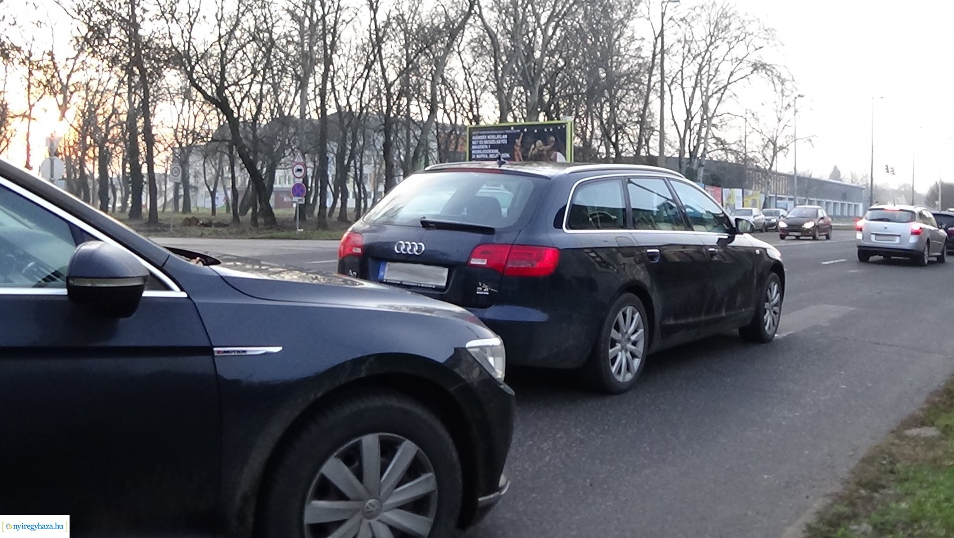 Baleset a Hunyadi utca és Tavasz utca csomópontjában