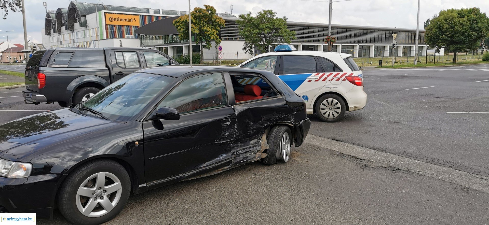 Baleset a kis Tesconál