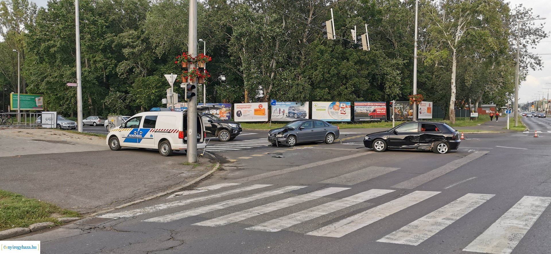 Baleset a kis Tesconál