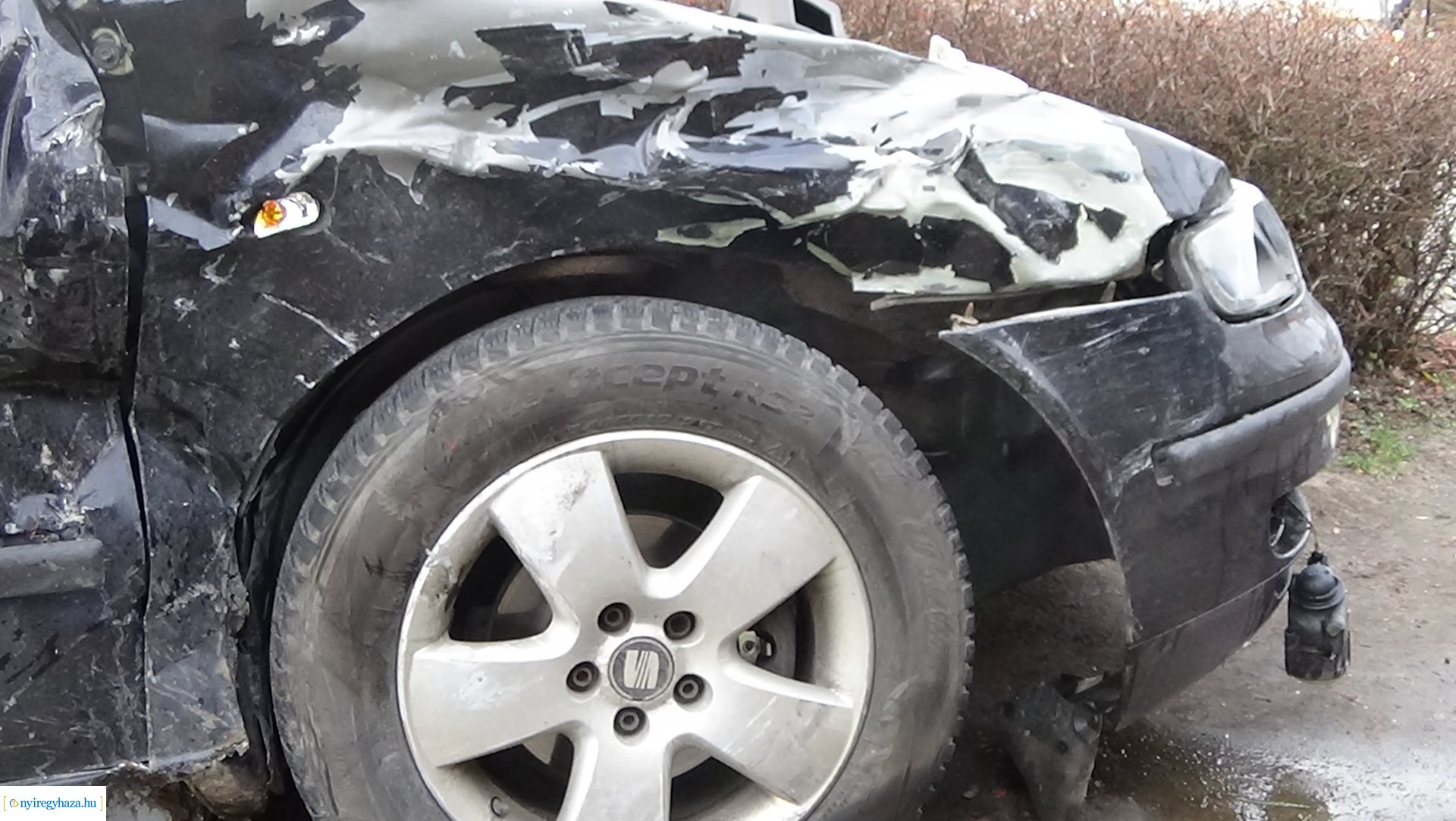 Baleset a László - Szegfű utcánál