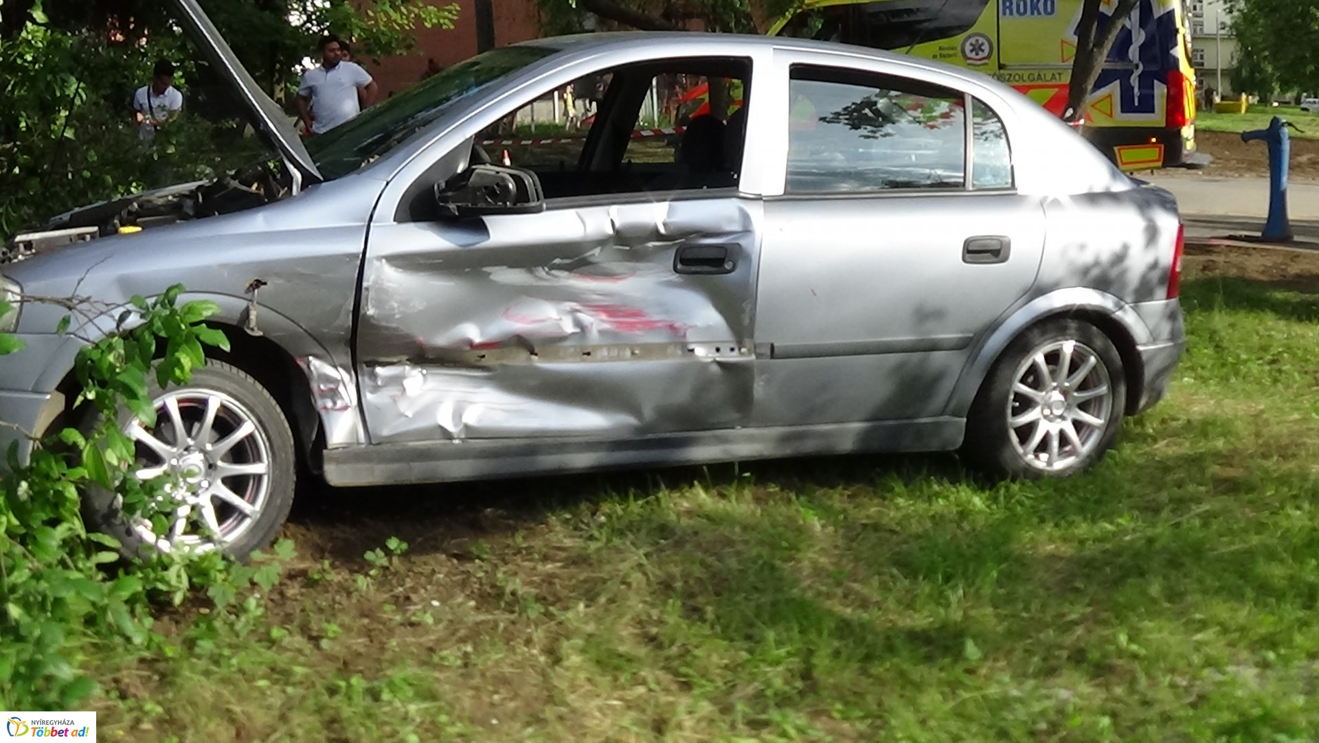 Baleset a Mikszáth Kálmán és a Czuczor Gergely utca kereszteződésében