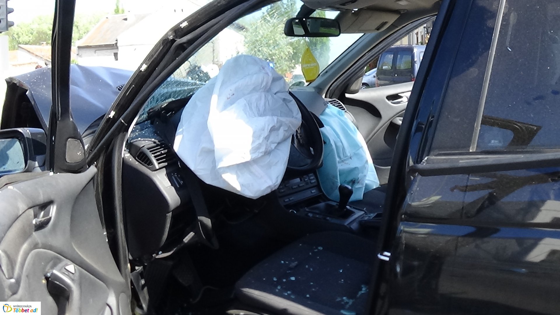 Baleset a Szegfű utcán