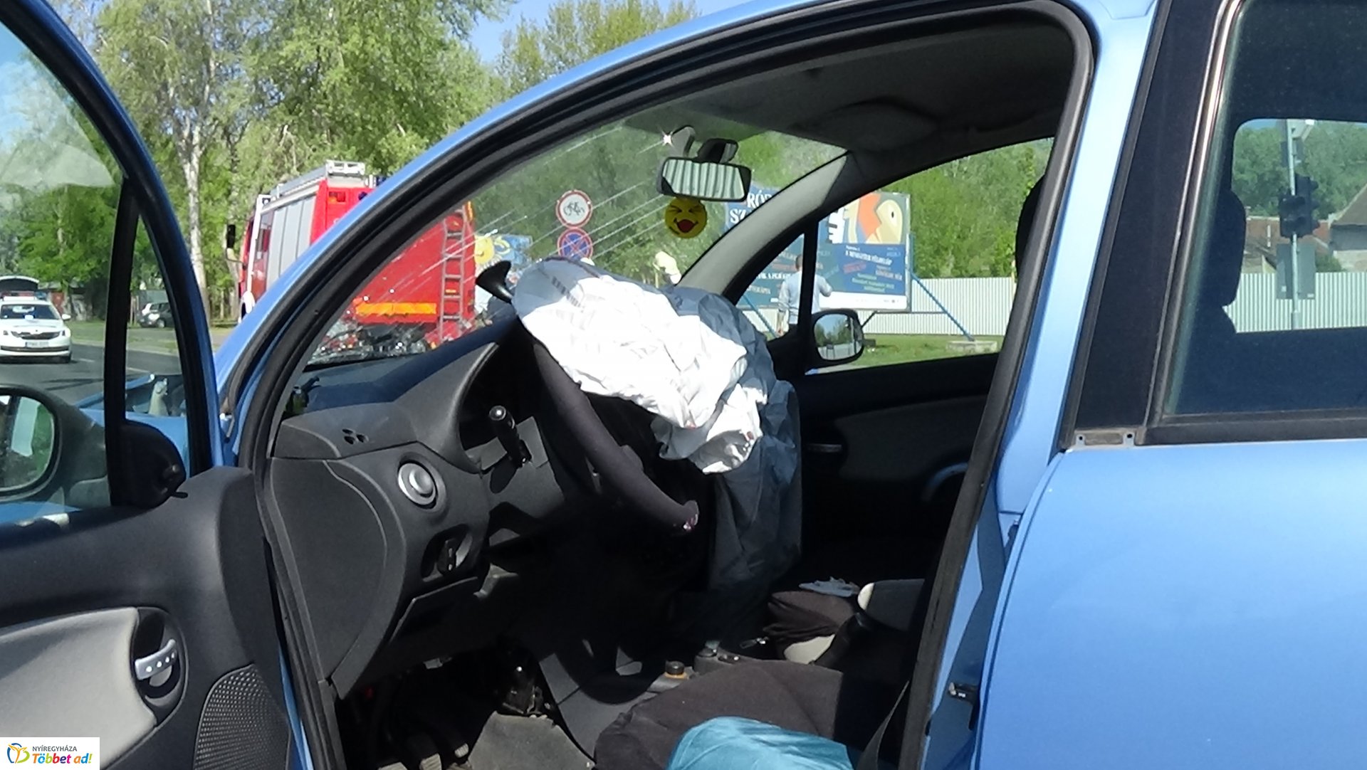 Baleset a Szegfű utcán