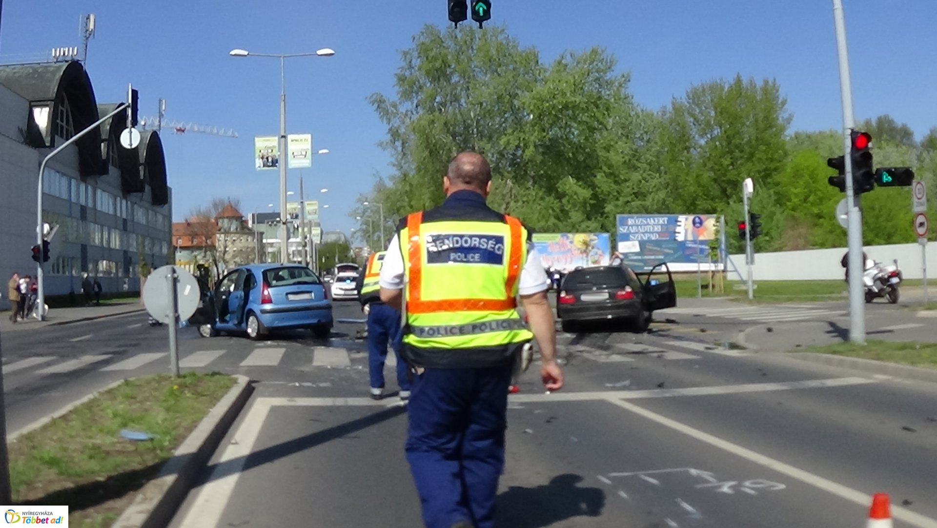 Baleset a Szegfű utcán