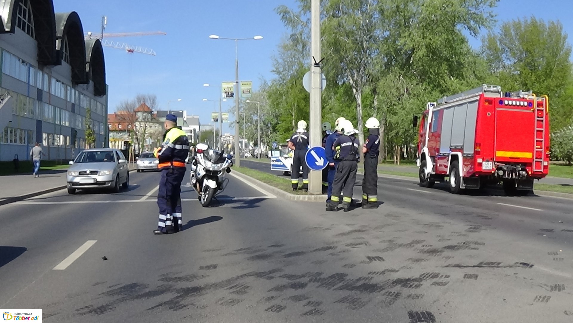 Baleset a Szegfű utcán