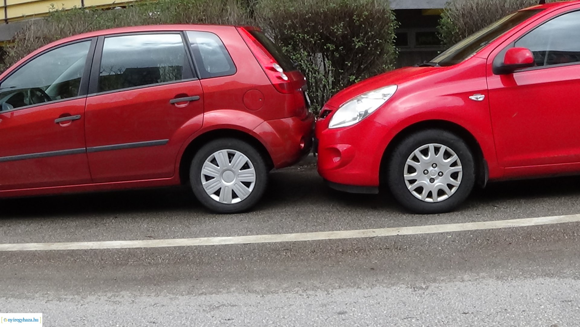 Baleset az Arany János utcán