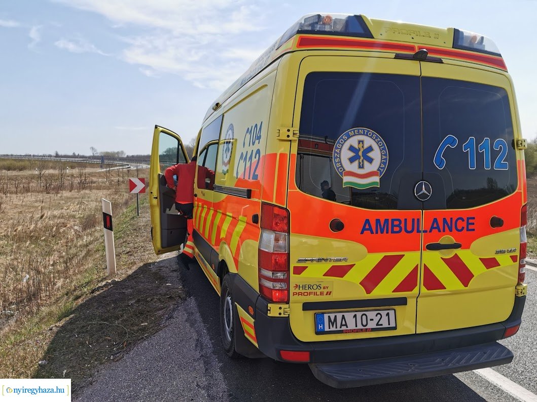 Baleset az M3-as autópálya nagykállói lejáratánál