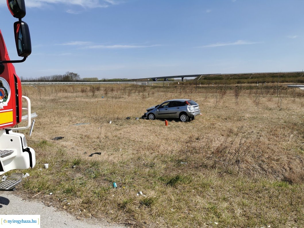 Baleset az M3-as autópálya nagykállói lejáratánál