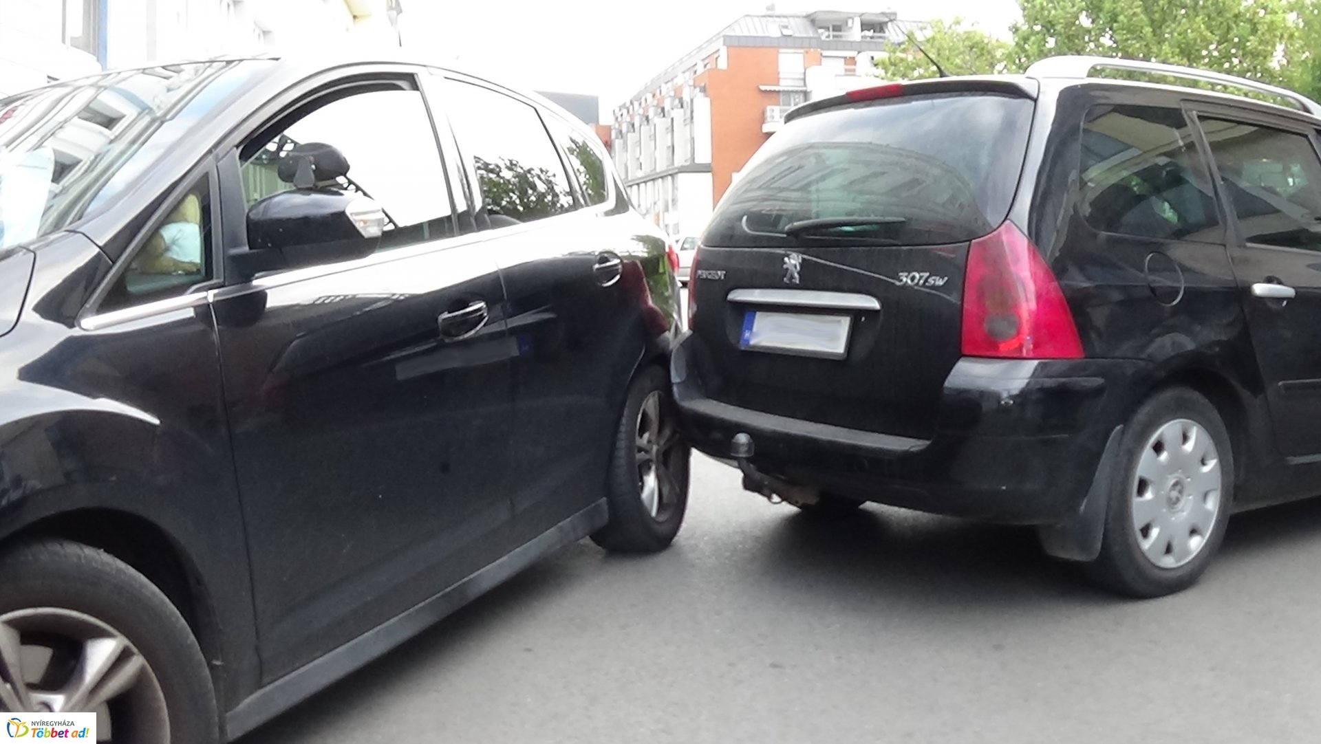 Baleset történt a belvárosban, a Szabadság téren