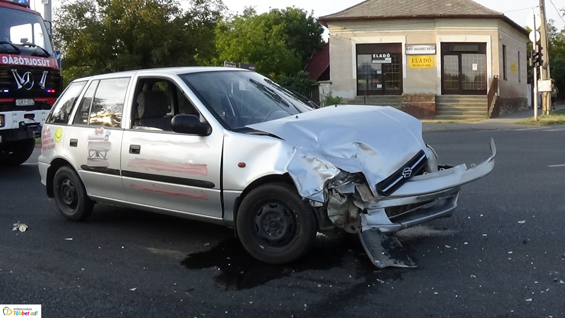 Baleset történt a Család és az Orosi út csomópontjában 