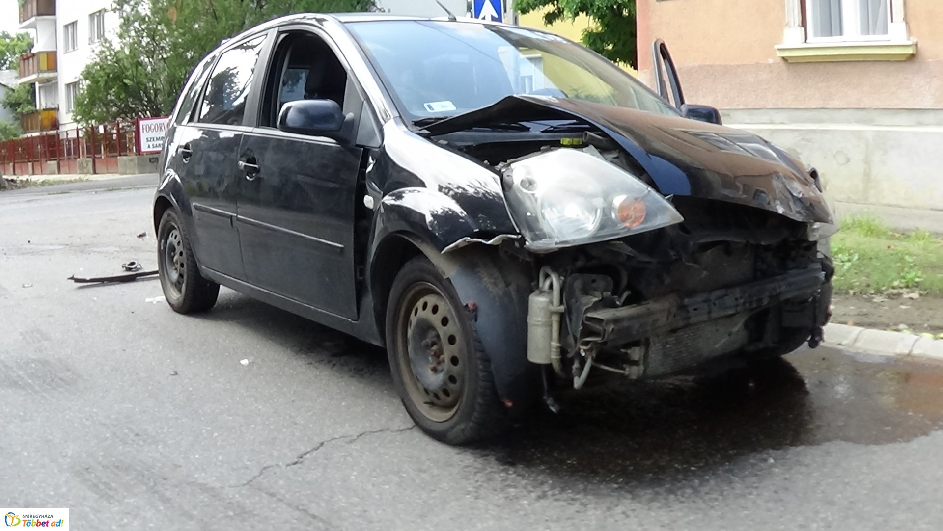 Baleset történt a Deák Ferenc és a Kiss Ernő utca kereszteződésében