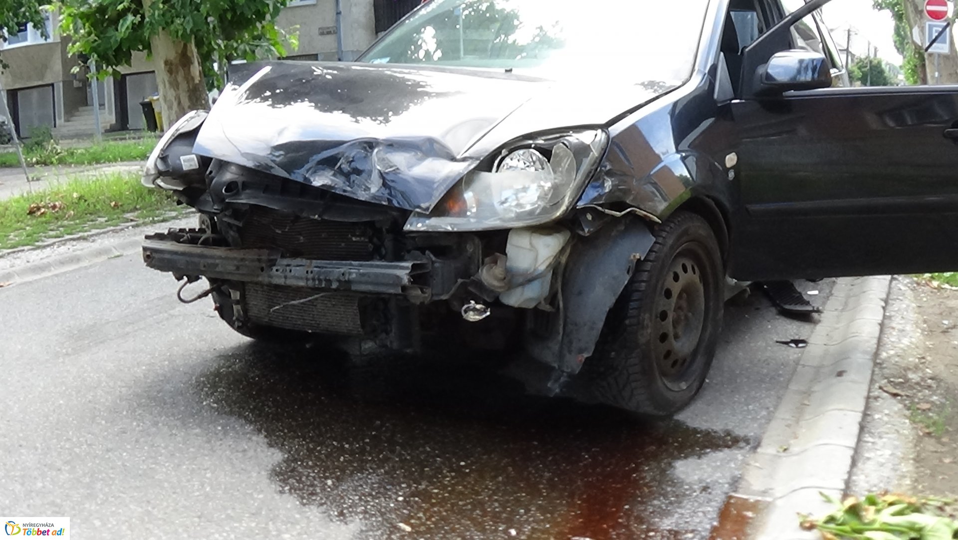 Baleset történt a Deák Ferenc és a Kiss Ernő utca kereszteződésében