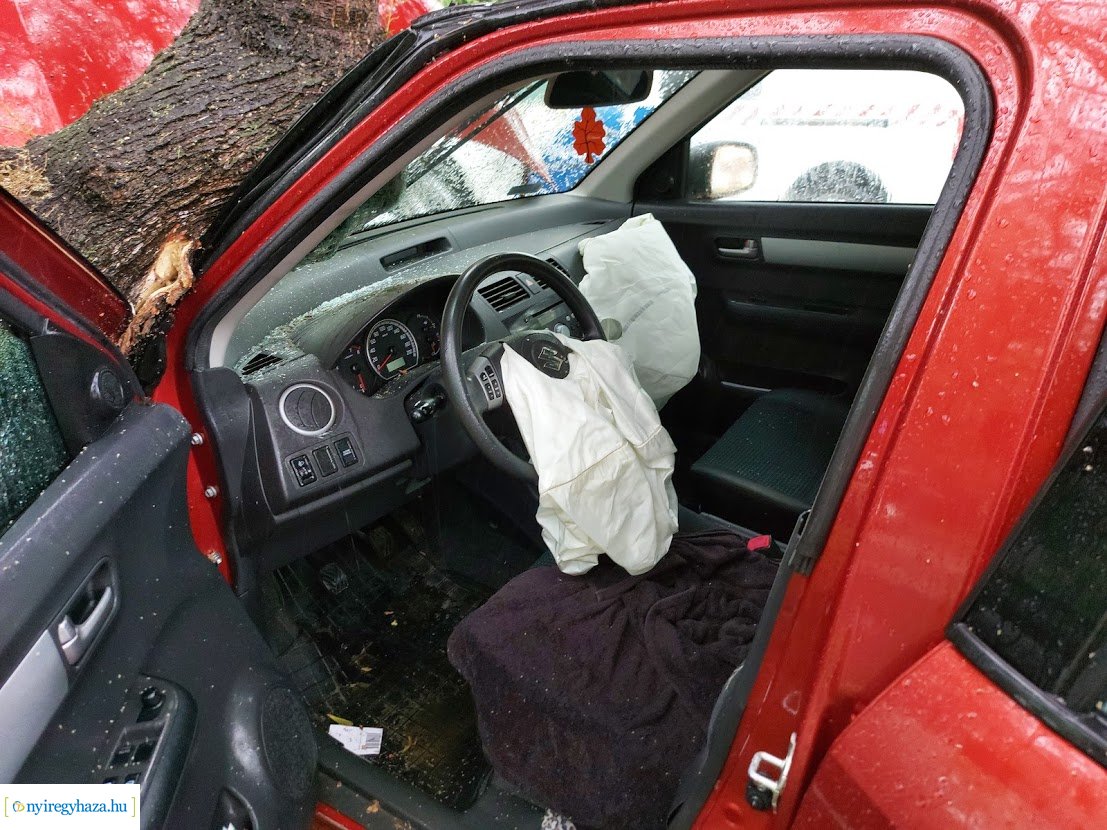 Baleset történt a Korányi Frigyes utcánál