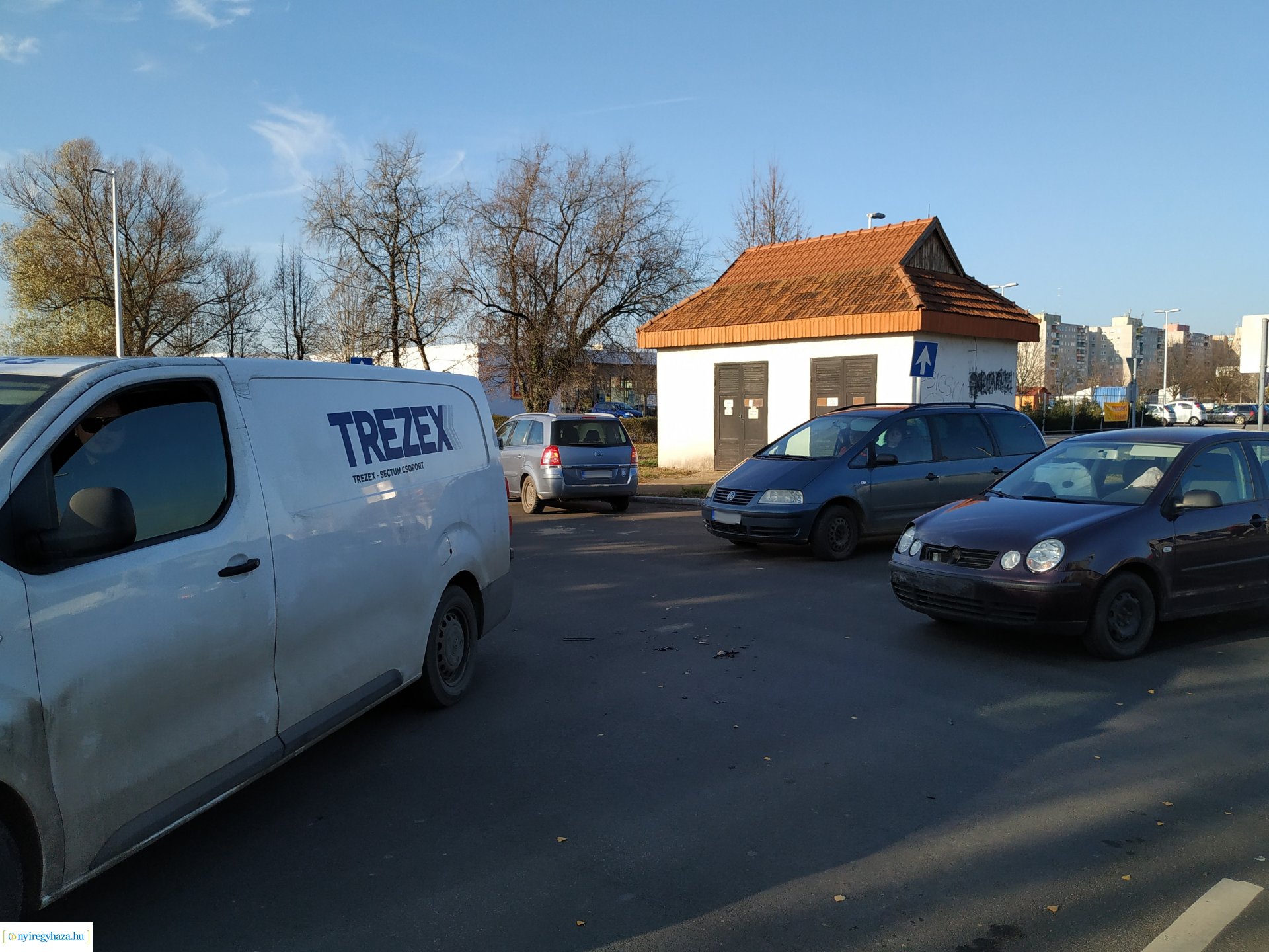 Baleset történt a Törzs utcán