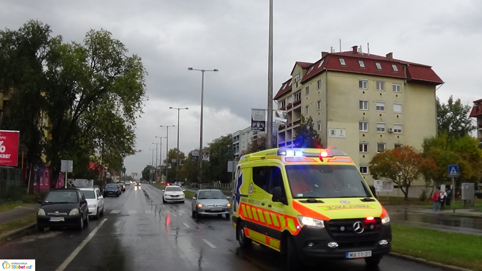 Baleset történt szombat késő délután a Kert utca egyik gyalogos-átkelőhelyénél