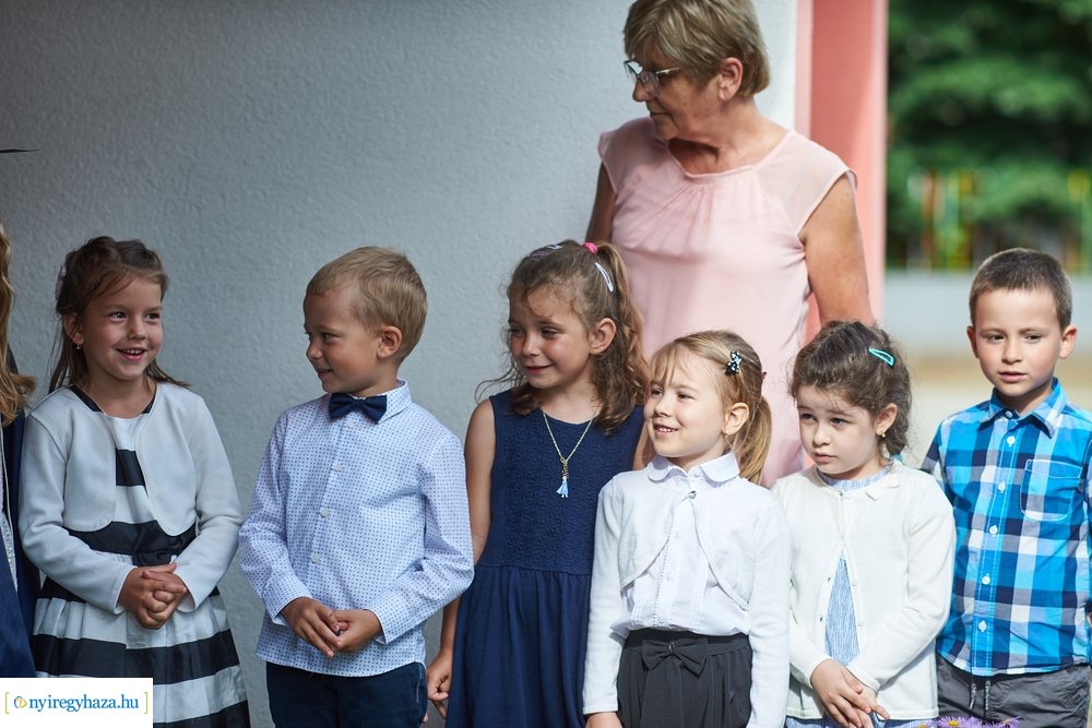 Ballagás az Eszterlánc óvodában