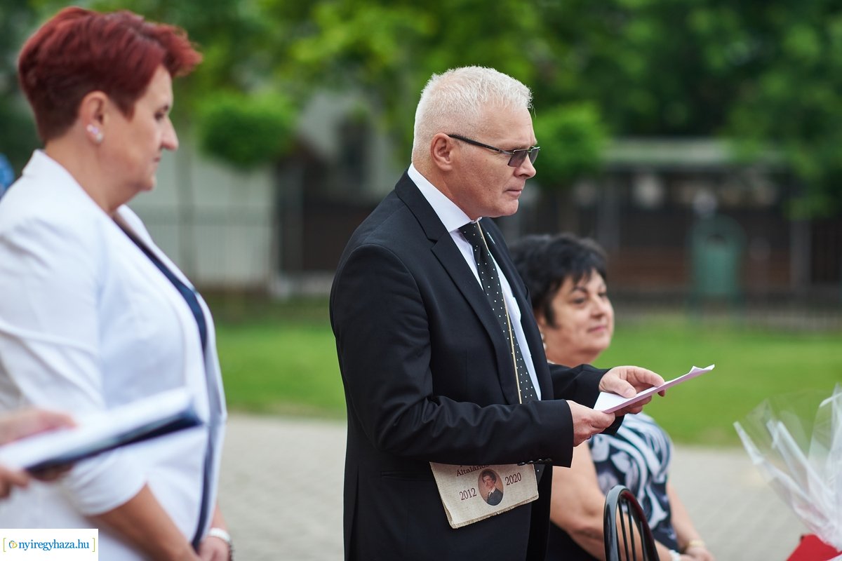 Ballagók fája a Petőfi Sándor iskolában