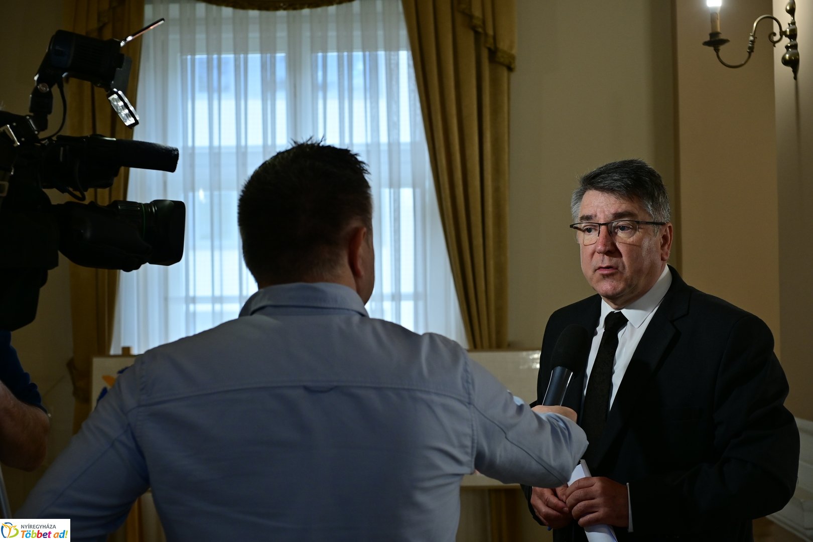 Ballagók Kapcsos Könyve 2025