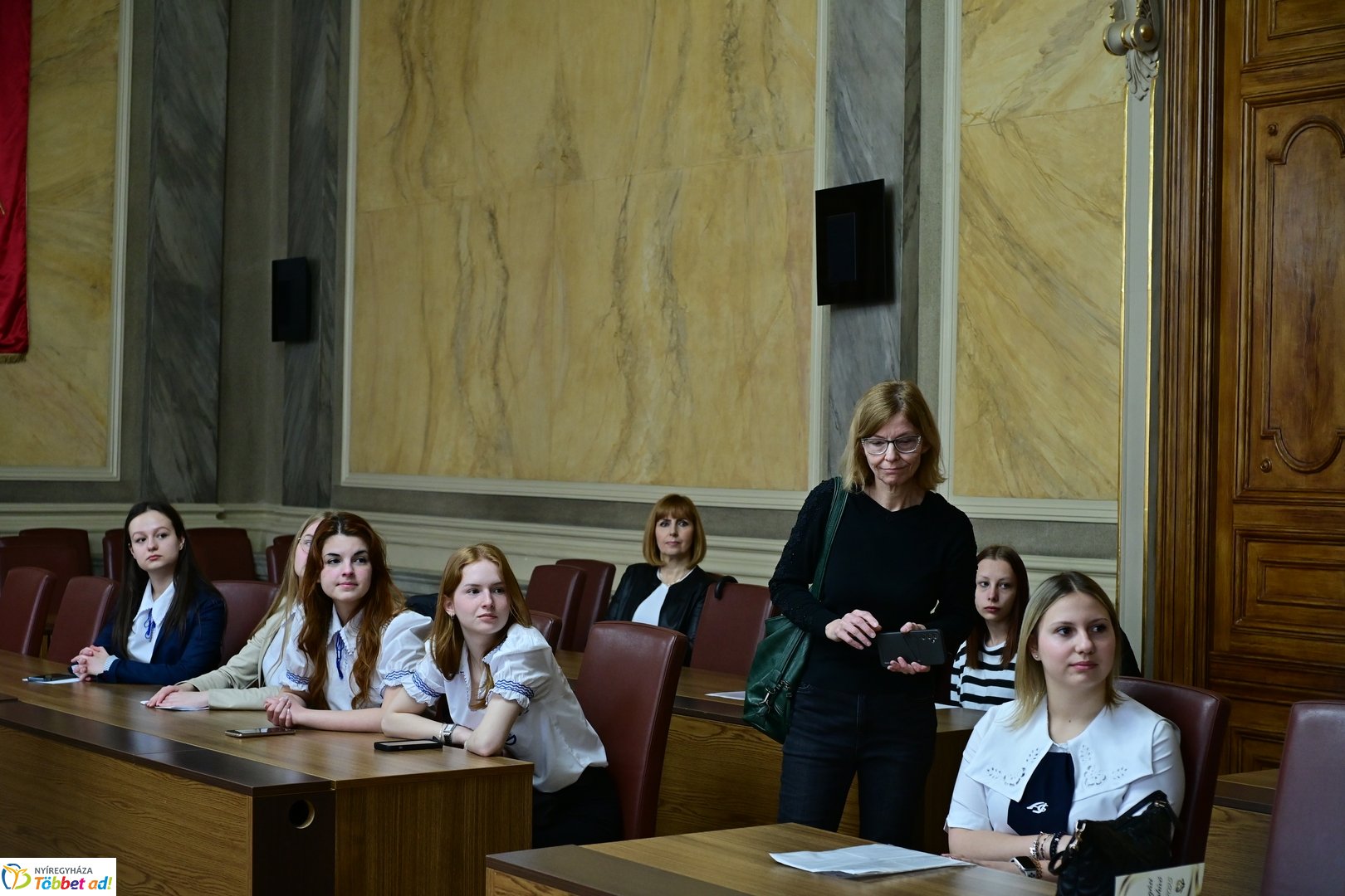 Ballagók Kapcsos Könyve 2025