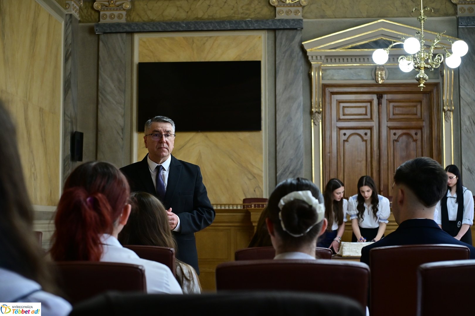 Ballagók Kapcsos Könyve 2026