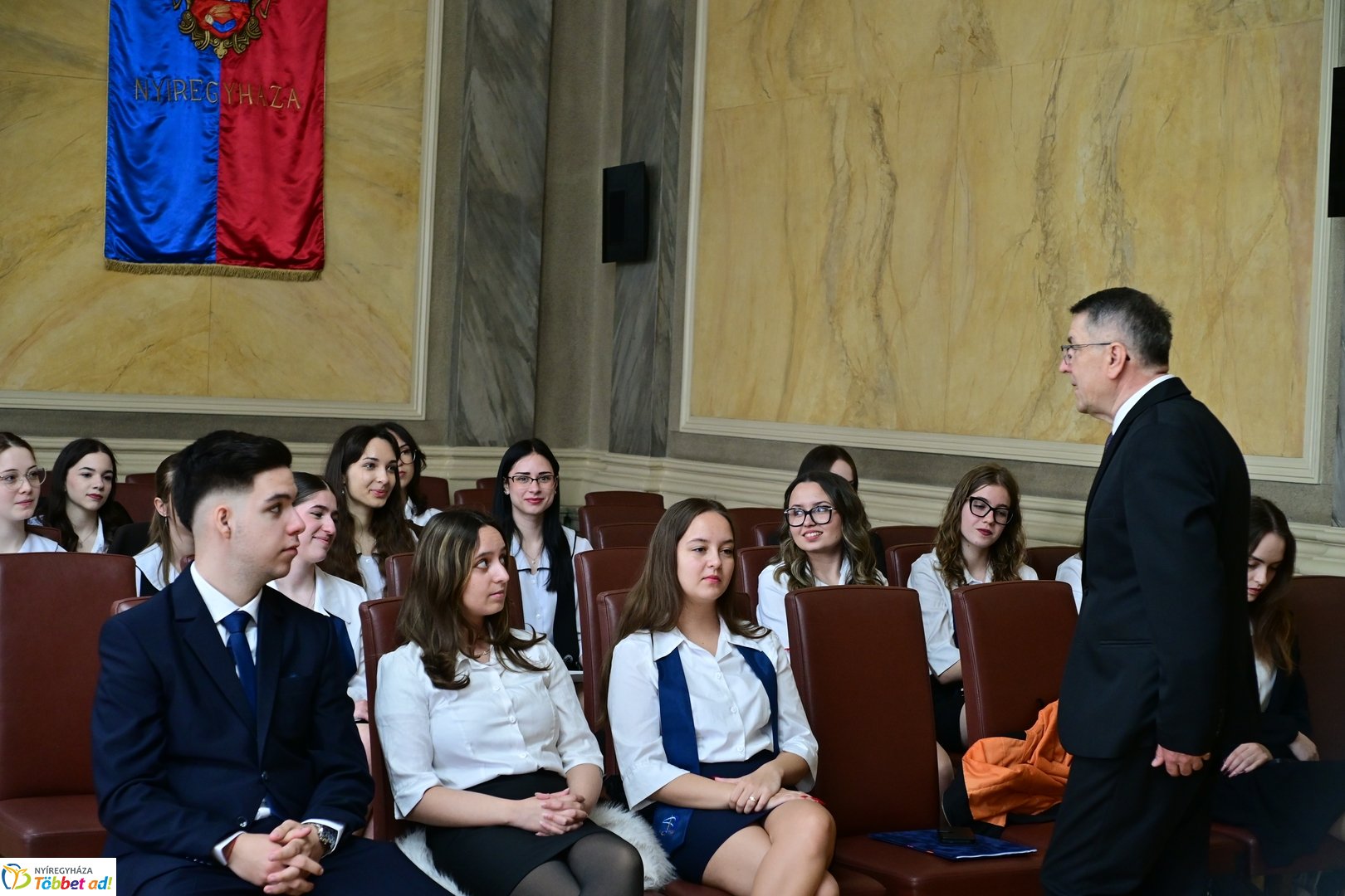 Ballagók Kapcsos Könyve 2026