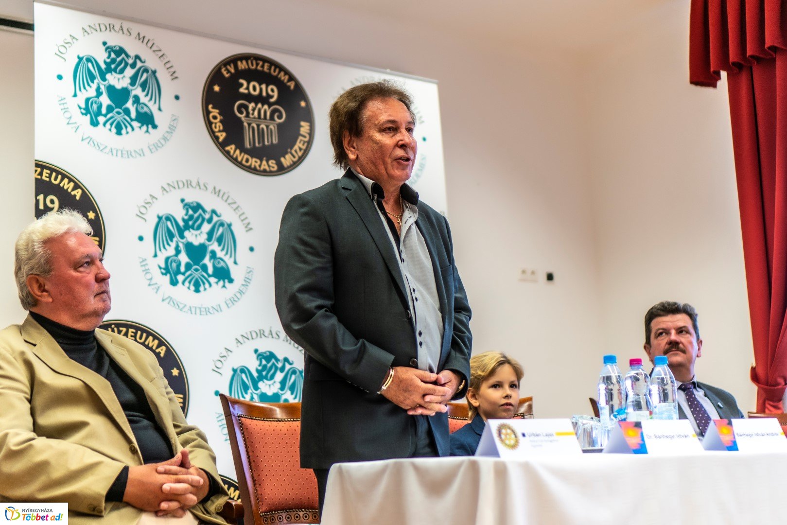 Bánhegyi István András kiállítása a Jósa András Múzeumban