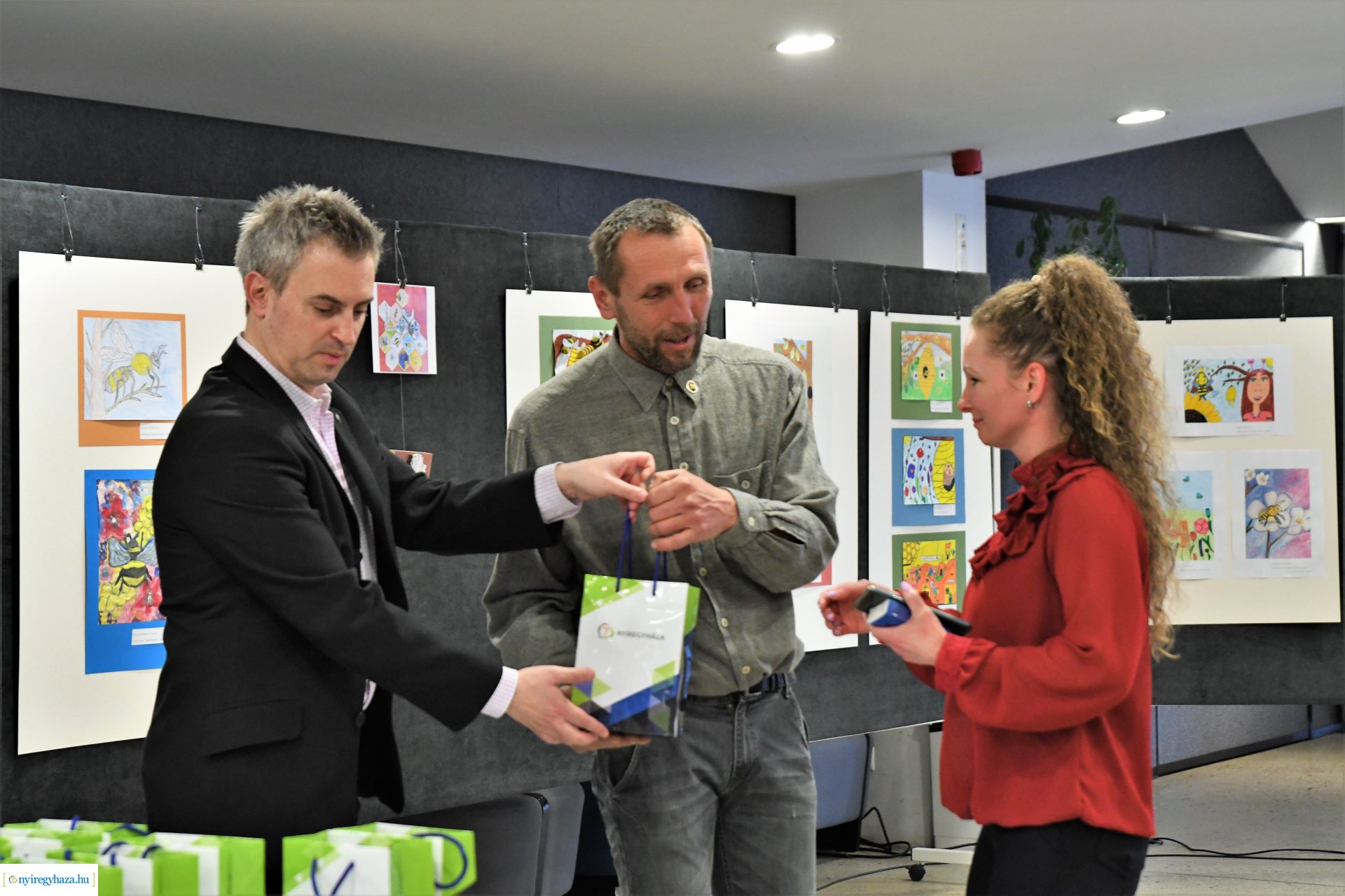 Barátságban a méhekkel - rajzpályázat eredményhirdetés 