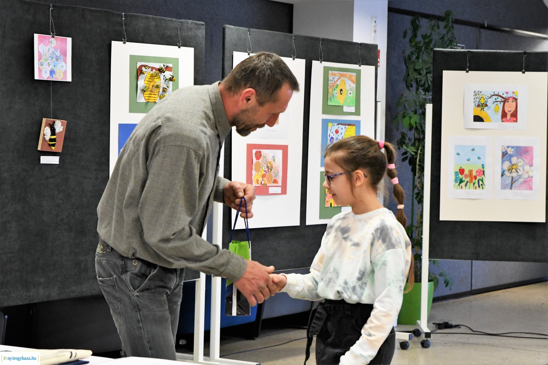 Barátságban a méhekkel - rajzpályázat eredményhirdetés 