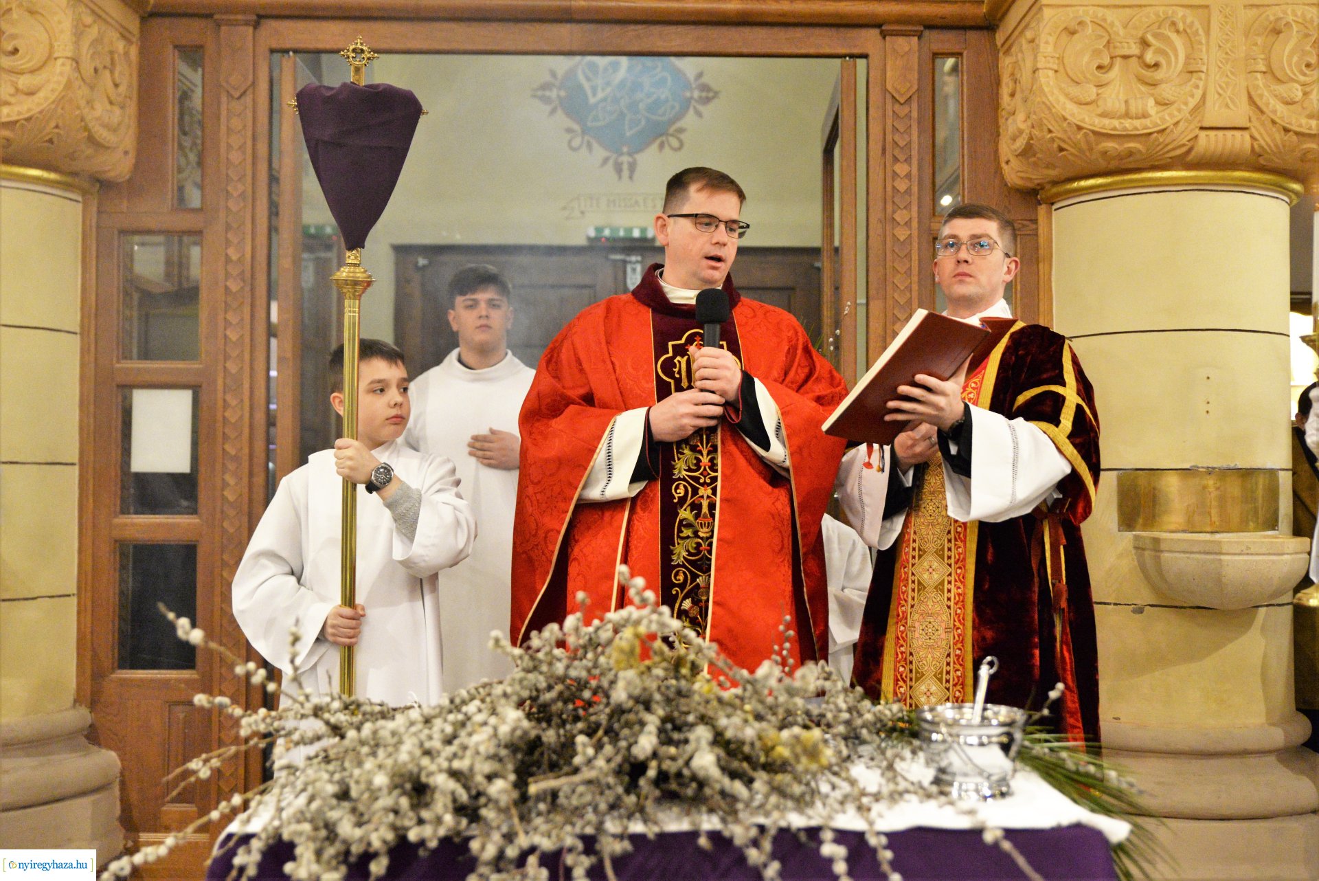 Barkaszentelés a Magyarok Nagyasszonya-társszékesegyházban 2023.