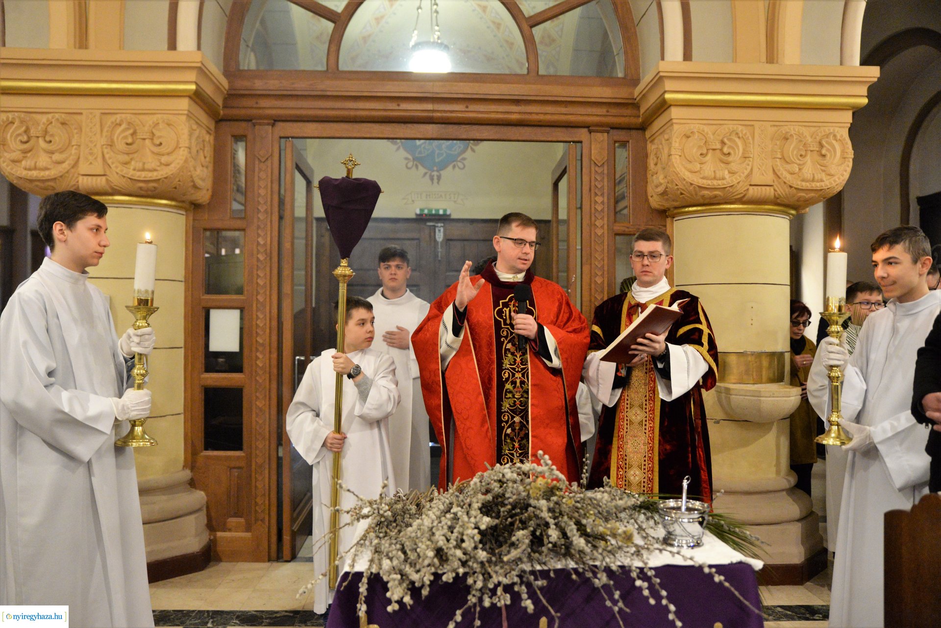 Barkaszentelés a Magyarok Nagyasszonya-társszékesegyházban 2023.