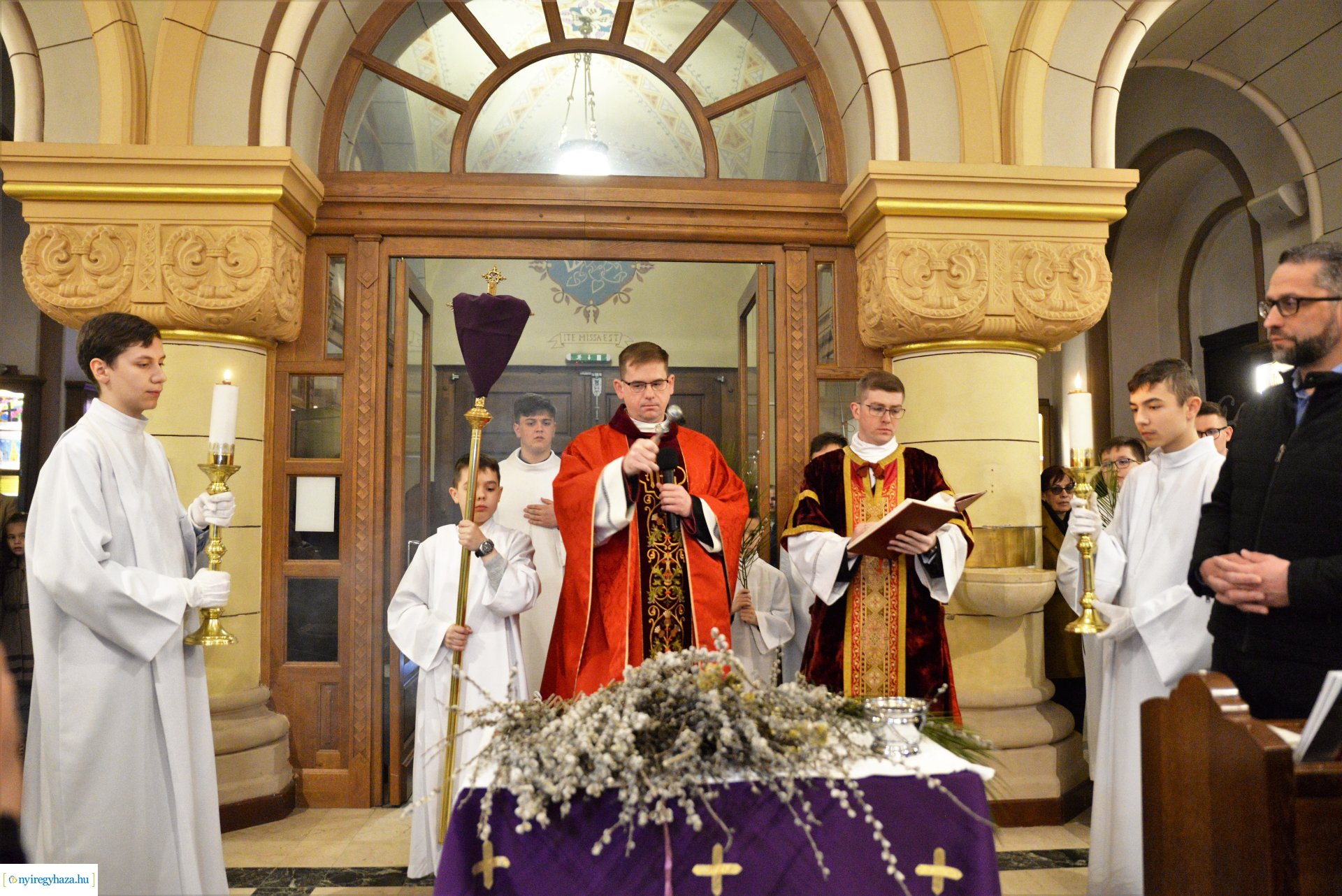 Barkaszentelés a Magyarok Nagyasszonya-társszékesegyházban 2023.